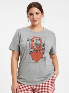 Gray Graphic T Tee Shirt Queen of Hearts Alice in Wonderland